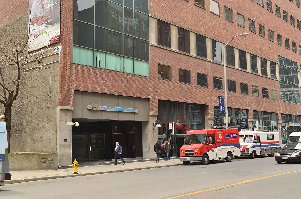 151 Front Street West in Toronto, a carrier hotel